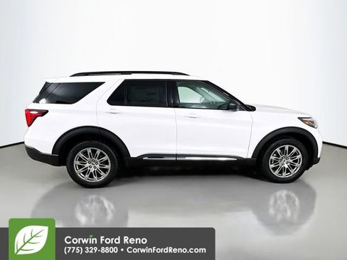 New 2025 Ford Explorer Active w/ Active Comfort Package image 8