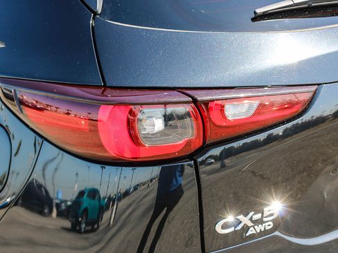 Used 2024 MAZDA CX-5 AWD 2.5 S w/ Select Package image 9