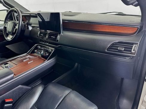 Certified 2023 Lincoln Navigator L Reserve AWD/4WD image 35