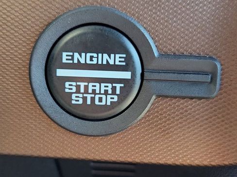 Certified 2024 Ford Bronco Heritage Edition image 27