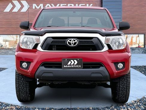 Used 2013 Toyota Tacoma PreRunner image 2