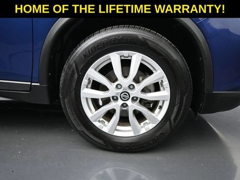 Used 2018 Nissan Rogue SV AWD/4WD image 47