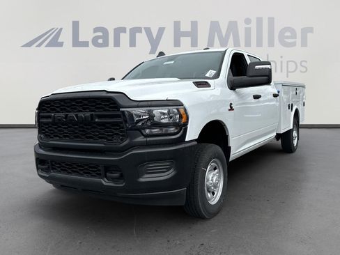 New 2023 RAM 2500 Tradesman image 4