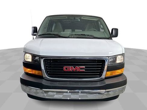 New 2026 GMC Savana 3500 Extended w/ Driver Convenience Package RWD image 4