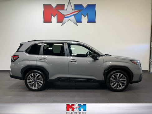 Used 2025 Subaru Forester Touring image 1