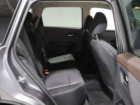 Used 2023 Nissan Rogue SV AWD/4WD image 20