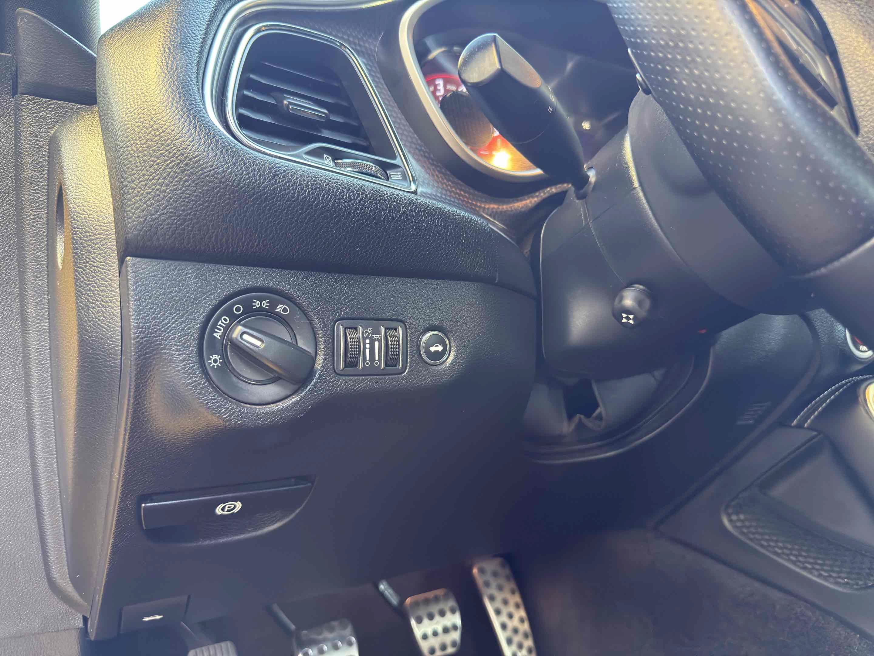 Used 2019 Dodge Challenger SRT Hellcat w/ Widebody Package RWD image 45
