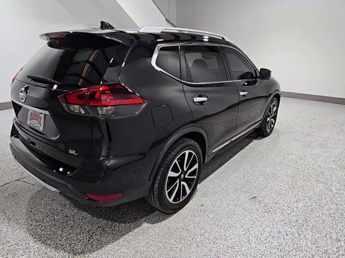 Used 2019 Nissan Rogue SL FWD image 4
