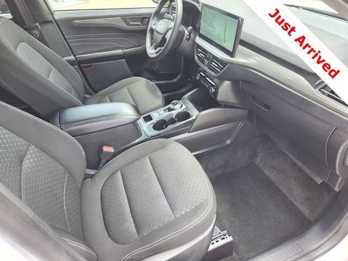 Certified 2025 Ford Escape Active w/ Tech Pack #1 FWD image 23