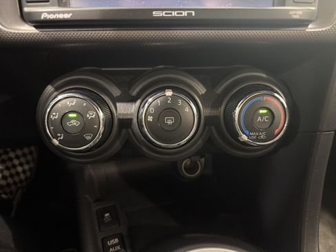 Used 2015 Scion tC FWD image 17