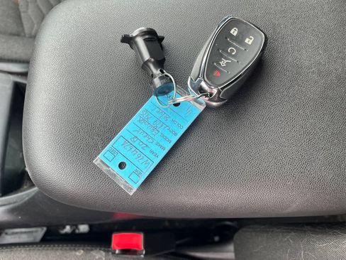 Used 2018 Chevrolet Equinox LT w/ Sun & Infotainment Package AWD/4WD image 30