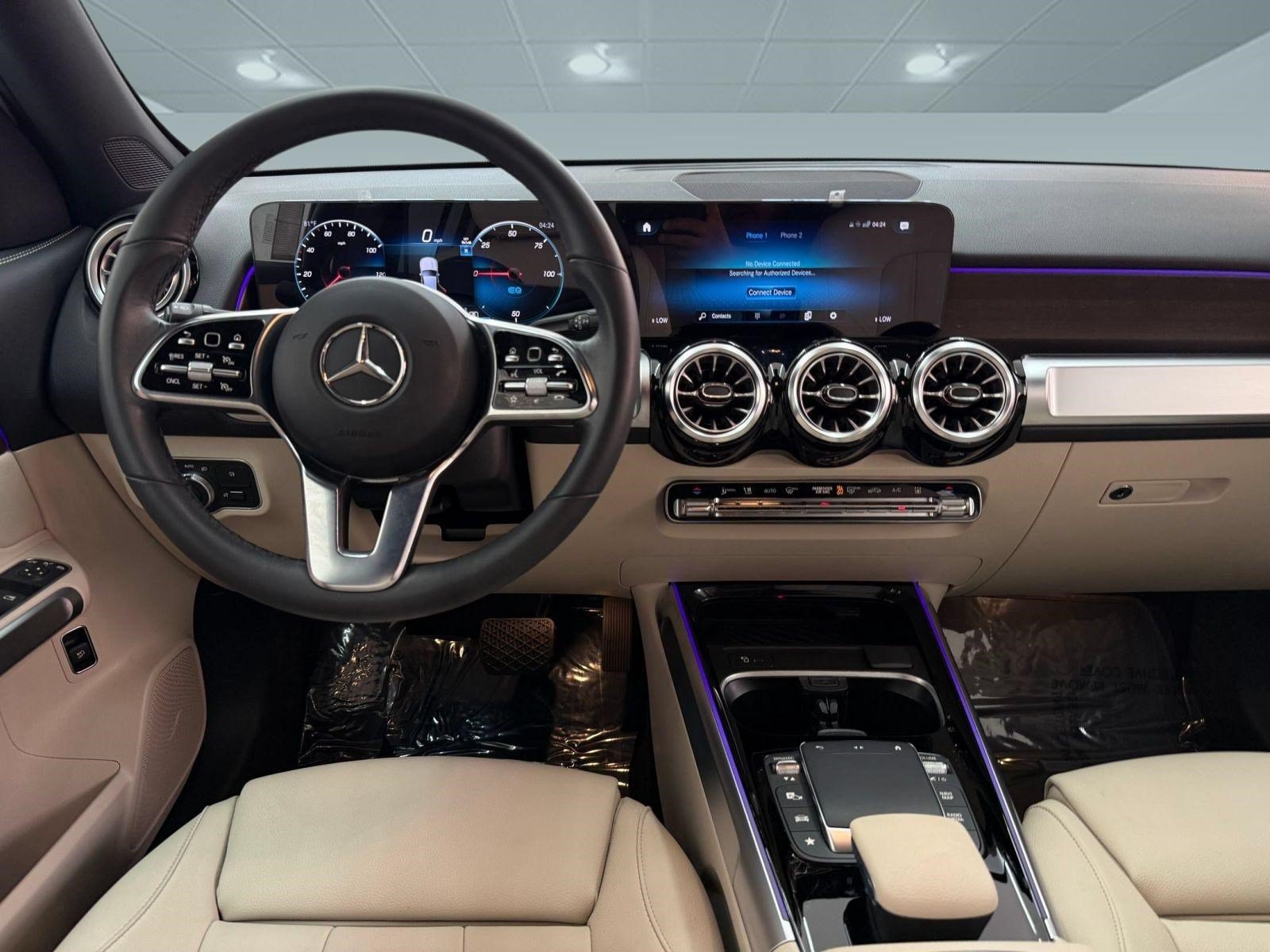 Used 2023 Mercedes-Benz EQB 300 4MATIC image 29