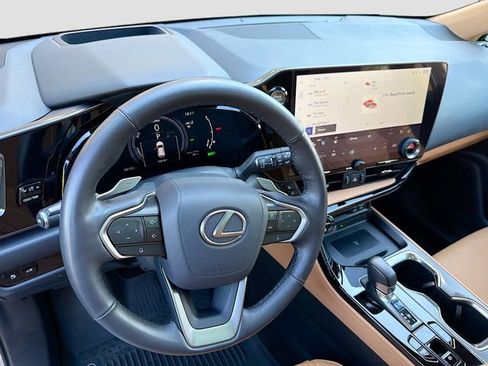 Used 2024 Lexus NX 350h AWD w/ Vision Package image 9