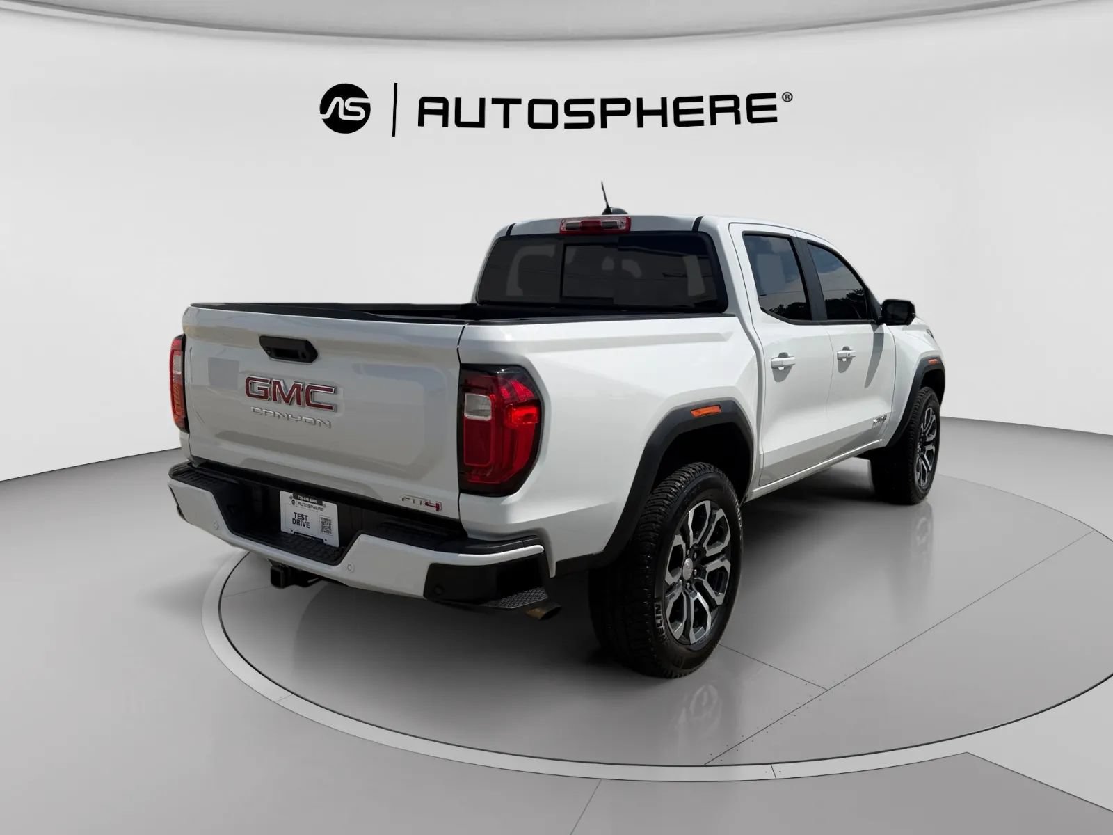 Used 2024 GMC Canyon AT4 w/ AT4 Premium Package AWD/4WD image 9