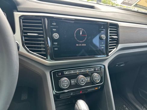 Used 2023 Volkswagen Atlas SE w/ Black Wheel Package FWD image 32