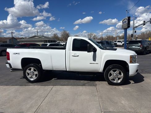Used 2013 Chevrolet Silverado 3500 W/T w/ Snow Plow Prep Package image 5