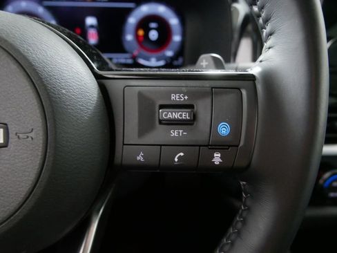 Used 2024 Nissan Pathfinder Platinum w/ Black Appearance Package image 24