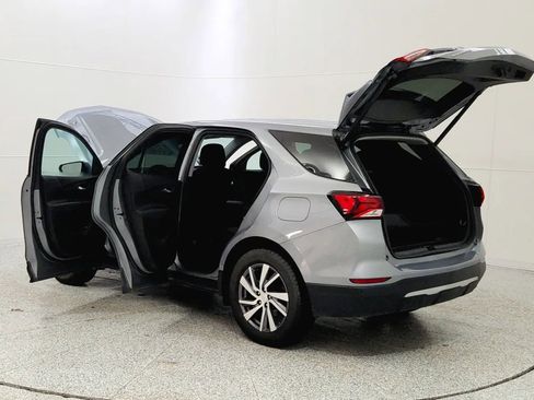 Used 2024 Chevrolet Equinox LT w/ LPO, Floor Liner Package image 11