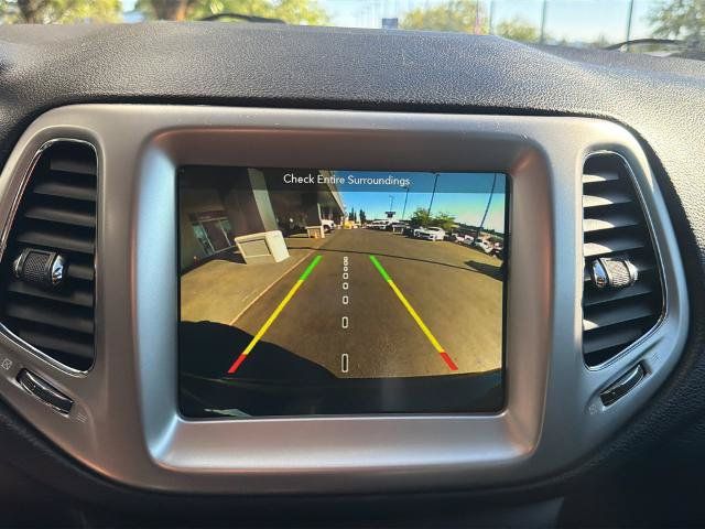 Used 2017 Jeep Compass Latitude w/ Popular Equipment Group FWD image 26
