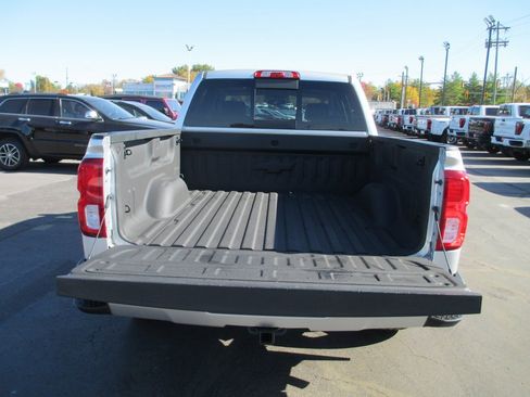Used 2017 Chevrolet Silverado 1500 LTZ Z71 w/ LTZ Plus Package image 5
