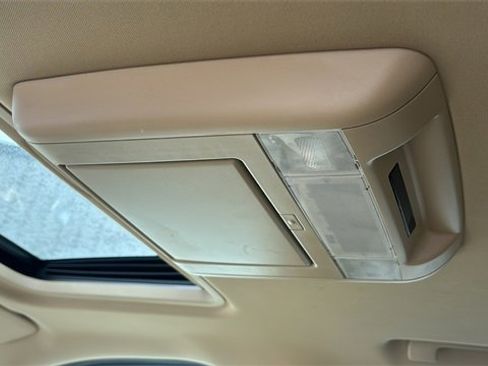 Used 2014 Chevrolet Tahoe LTZ image 14