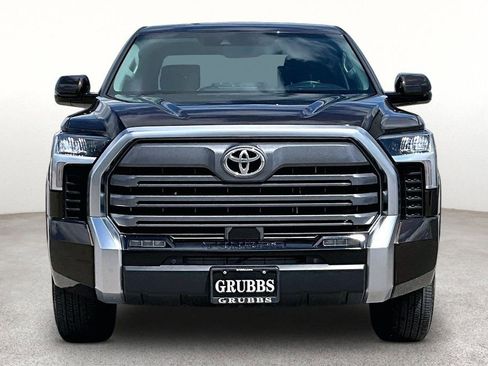 Used 2024 Toyota Tundra Limited w/ Power Package image 5