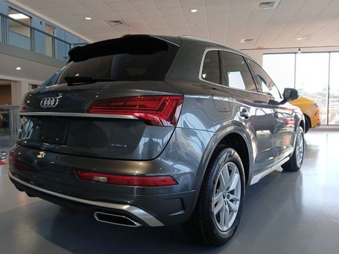Used 2022 Audi Q5 2.0T Premium w/ Convenience Package image 5