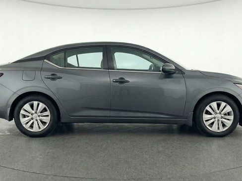 Used 2025 Nissan Sentra S FWD image 11