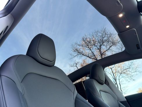 Used 2026 Tesla Model Y 2WD image 20