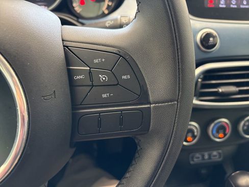 Used 2018 FIAT 500X Pop image 16