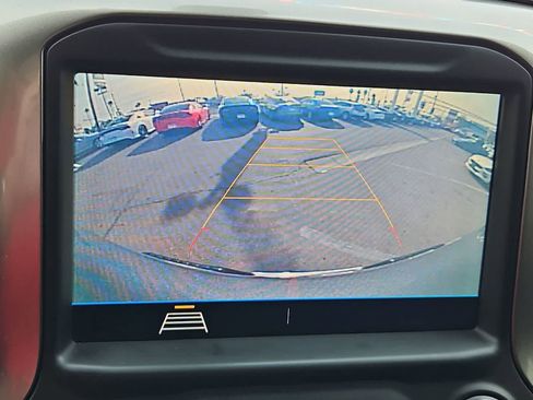 Used 2020 Chevrolet Silverado 1500 LT image 27