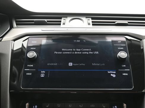 Used 2019 Volkswagen Arteon SE FWD image 33