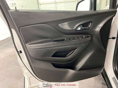 Used 2017 Buick Encore Preferred FWD image 27