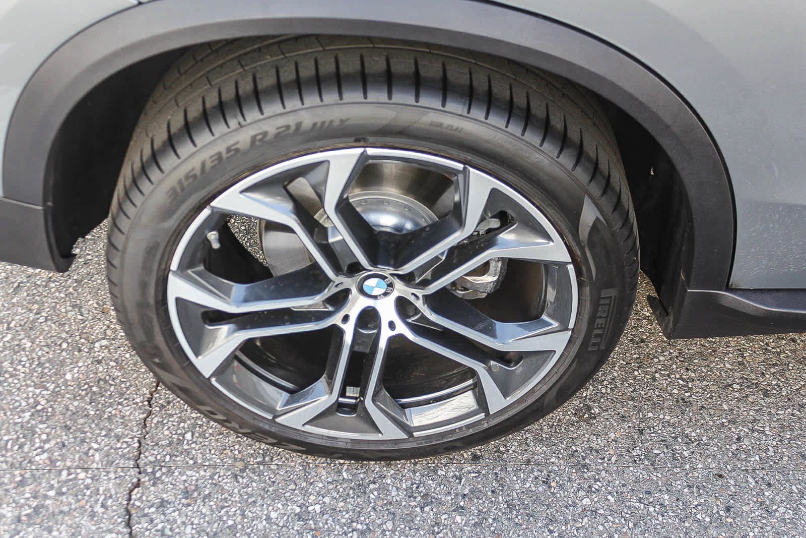 Used 2026 BMW X5 sDrive40i w/ Premium Package RWD image 9