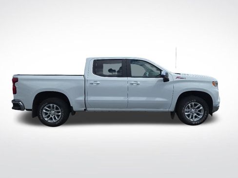 Used 2024 Chevrolet Silverado 1500 LT AWD/4WD image 2