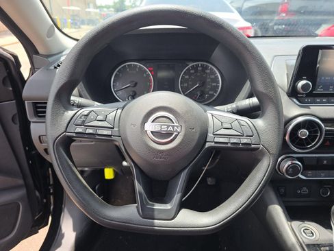 Used 2025 Nissan Sentra S FWD image 6