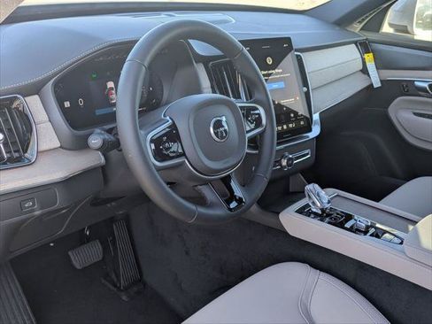 New 2026 Volvo XC90 B6 Plus w/ Protection Package Premier AWD/4WD image 7
