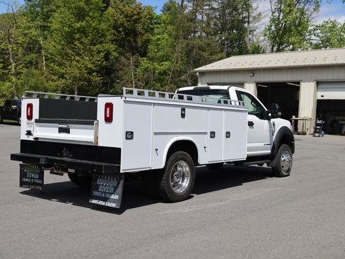 Certified 2022 Ford F550 4x4 Regular Cab Super Duty w/ Power Equipment Group image 7