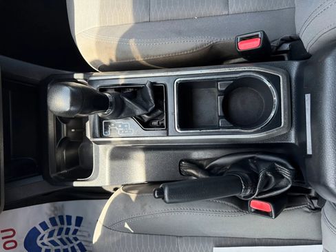 Used 2017 Toyota Tacoma SR5 w/ Tow Package RWD image 14