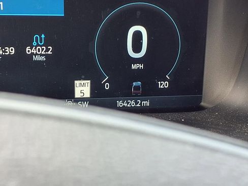 Used 2024 Ford F150 Lightning Lariat image 7