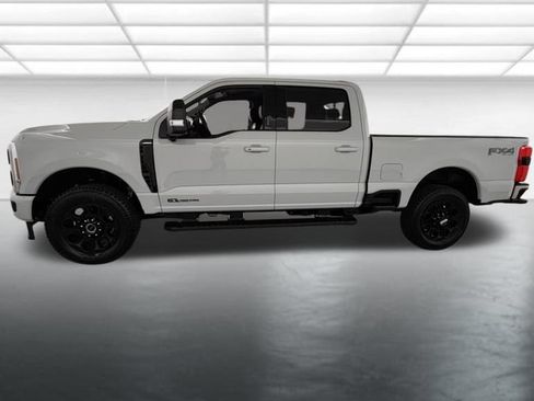 New 2026 Ford F250 Lariat w/ Black Appearance Package AWD/4WD image 4