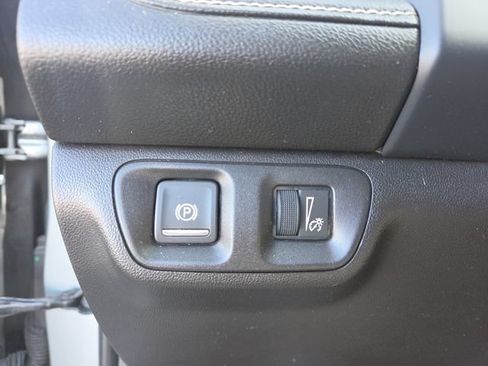 Used 2023 GMC Acadia SLT AWD/4WD image 34