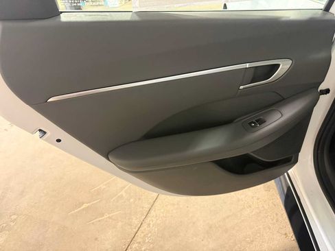 Used 2020 Hyundai Sonata SEL w/ Premium + Sunroof Package FWD image 24