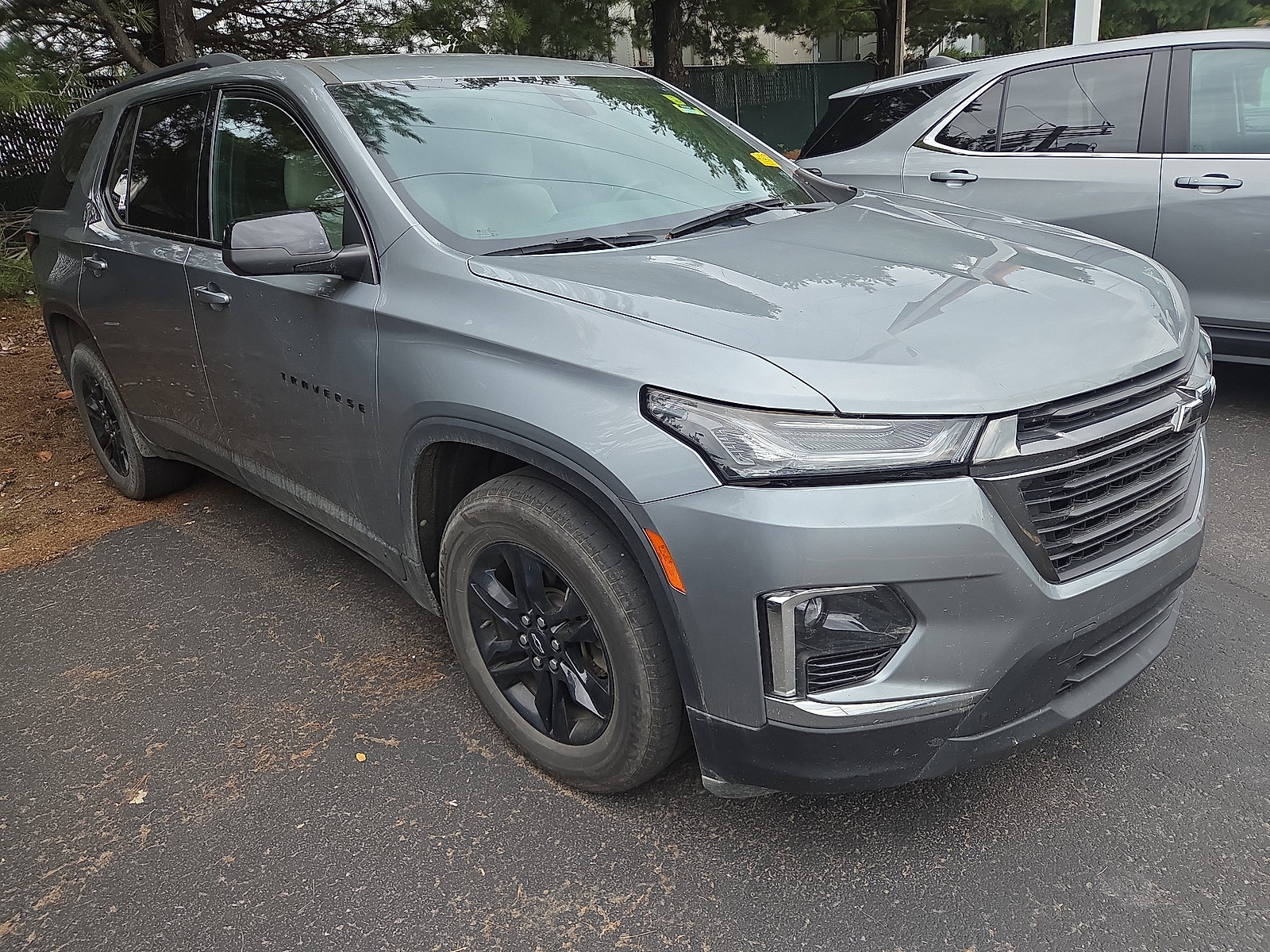 Used 2023 Chevrolet Traverse LS w/ Midnight/Sport Edition AWD/4WD image 1