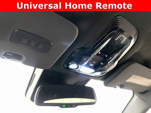 Used 2018 Alfa Romeo Stelvio Ti Sport image 30