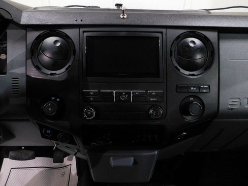 Used 2015 Ford F250 XL image 46