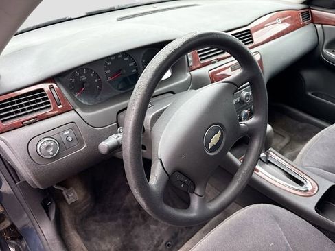 Used 2008 Chevrolet Impala LS image 10