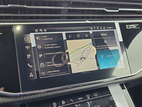 New 2025 Audi RS Q8 performance image 26