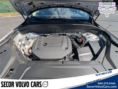 Certified 2024 Volvo XC90 B6 Plus w/ Protection Package Premier image 25