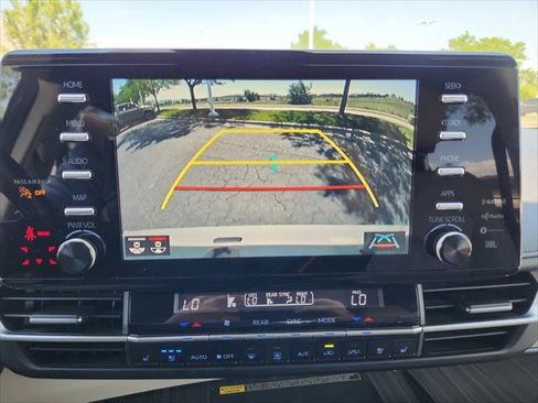 Certified 2023 Toyota Sienna Limited AWD/4WD image 29